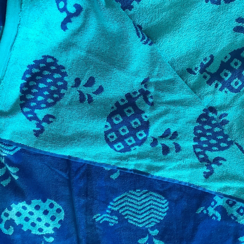 Whales beach towel 🐳